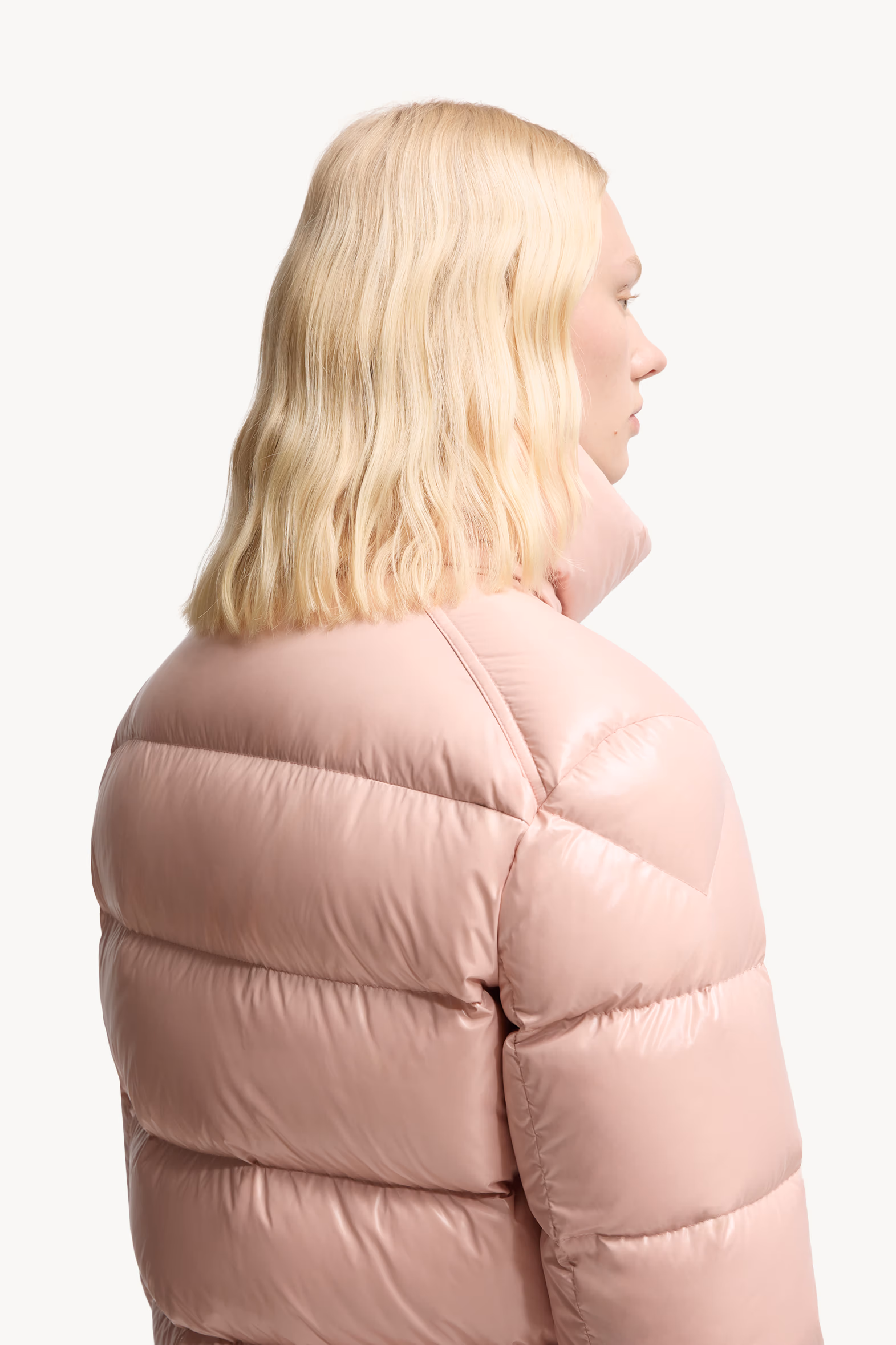 Doudoune courte à capuche Maire Femmes Rose Moncler 6